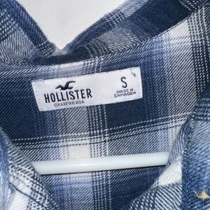Hollister Men's Navy and White Checkered Shirt